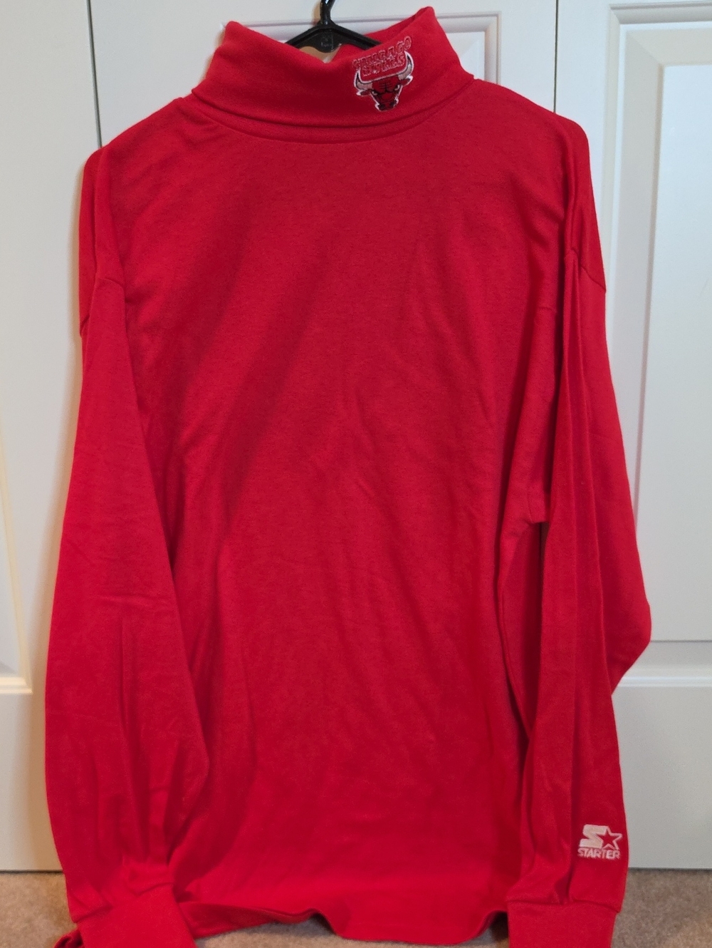 Vintage STARTER Red Turtleneck with Chicago Bulls